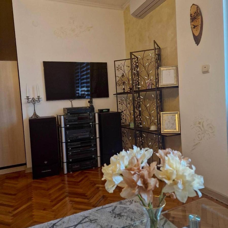 Z-Apartment In טריאבנה מראה חיצוני תמונה