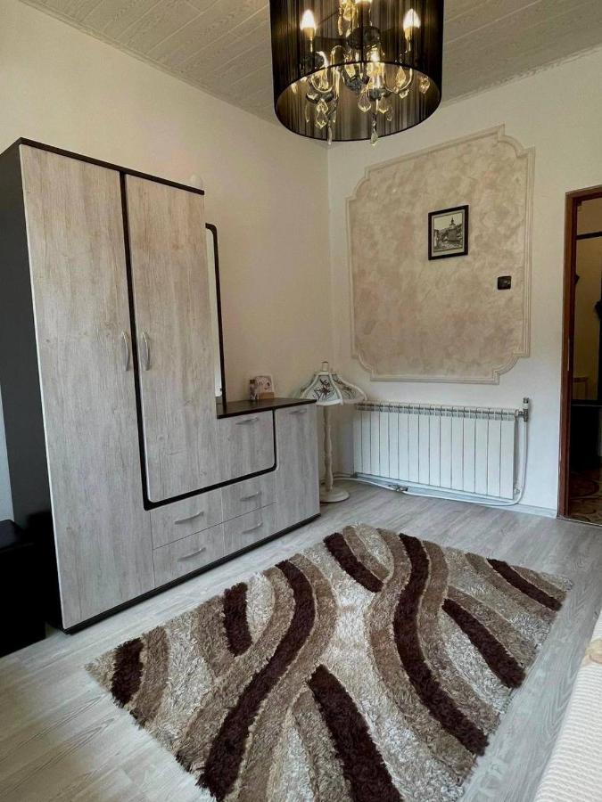 Z-Apartment In טריאבנה מראה חיצוני תמונה